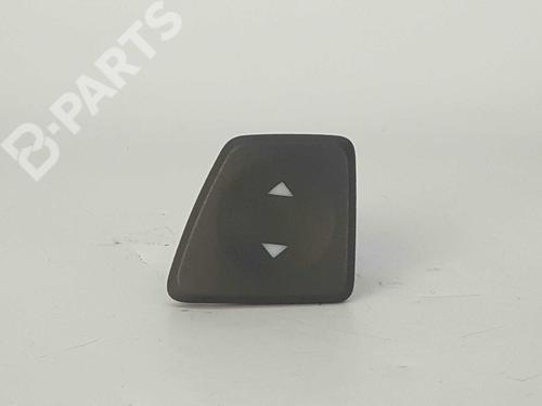 Used Right front window switch FIAT 500 (312_) 1.3 D Multijet (312AXB1A) (75 hp) 9047700