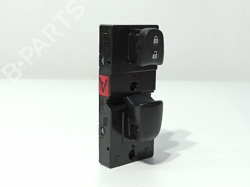 Right front window switch NISSAN QASHQAI II SUV (J11, J11_) 1.5 dCi | BP15383739I26 
