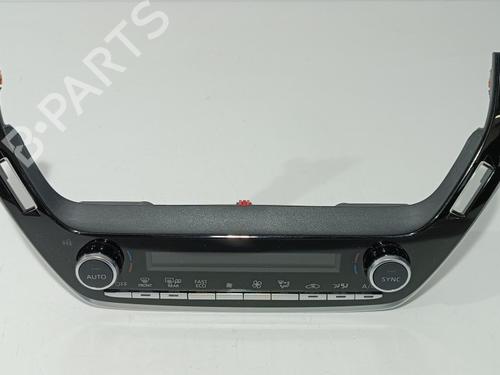 Commande Chauffage TOYOTA COROLLA Saloon (_E21_) 1.8 VVTi Hybrid (ZWE211, MZEA12) | BP19498761I5 