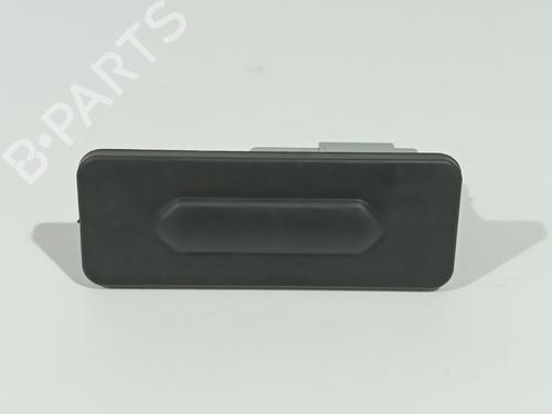 tailgate-handle-renault-austral-2022-30557076 main image