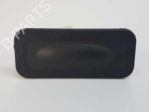 Poignée de hayon RENAULT MEGANE III Hatchback (BZ0/1_, B3_) 1.6 dCi (BZ00, BZ12, BZ13) (130 hp) 7251236