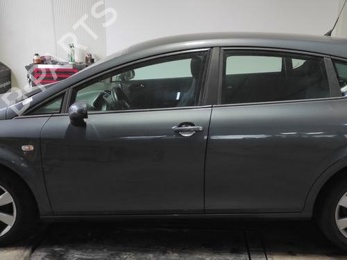 Venstre bak utvendig håndtak SEAT LEON (1P1) 2.0 TDI 16V | BP21210662C130 