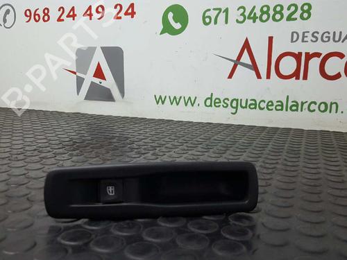Used Right rear window switch RENAULT MEGANE III Hatchback (BZ0/1_, B3_) 1.5 dCi (86 hp) 2772187