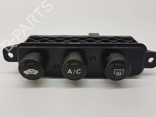 BP8167341I5 main image