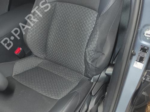 left-front-seat-toyota-corolla-estate-_e14_-18-zre142-2006-2007-2008-2009-2010-2011-2012-21085900 main image