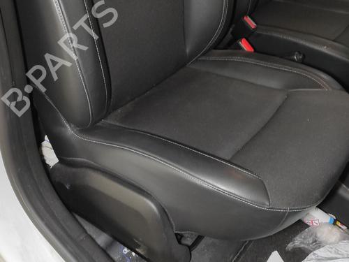 Right front seat RENAULT EXPRESS Box Body/MPV | BP17980482C16 - Image 2
