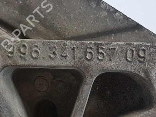 Left front steering knuckle PORSCHE BOXSTER (986) 2.7 | BP5567918M25