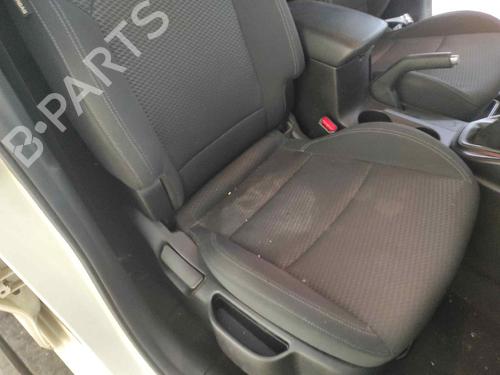 Right front seat KIA CARENS IV | BP8854075C16 - Image 2