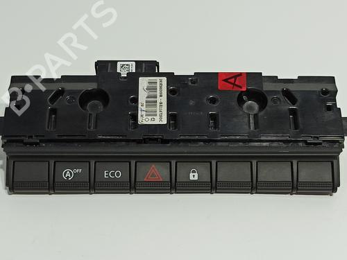 Bouton de warning RENAULT CLIO V (B7_) 1.0 TCe 100 (B7MT) (101 hp) 17051411