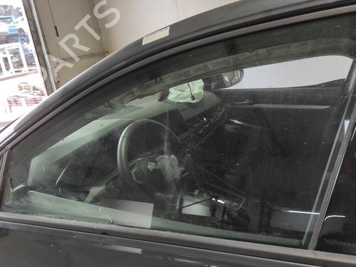 front-left-door-window-vw-golf-viii-cd1-da1-2019-24018541 main image