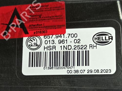 Right front fog light SKODA SCALA (NW1) 1.0 TSI | BP28061350C31 - Image 6