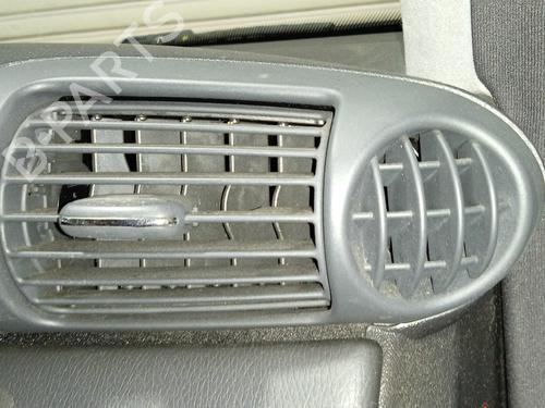 Air vent MERCEDES-BENZ C-CLASS (W203) C 220 CDI (203.006) | BP18599576I21