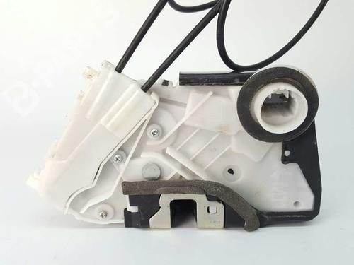 Front right lock TOYOTA YARIS (_P13_) 1.5 (NSP131_) | BP4827589C97 