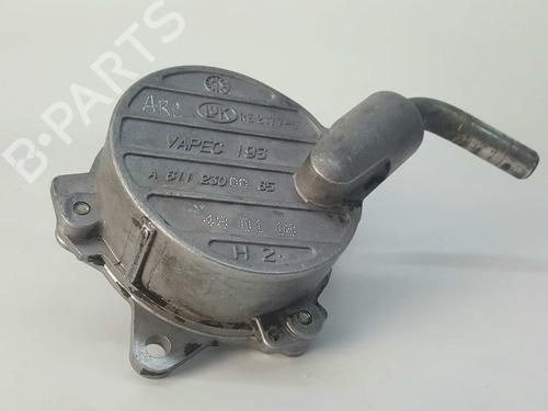 Used Vacuum pump MERCEDES-BENZ C-CLASS Coupe (CL203) C 220 CDI (203.706) (143 hp) 8679994