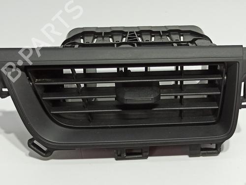 Used Air vent RENAULT EXPRESS Box Body/MPV [2021-2025]  22940744