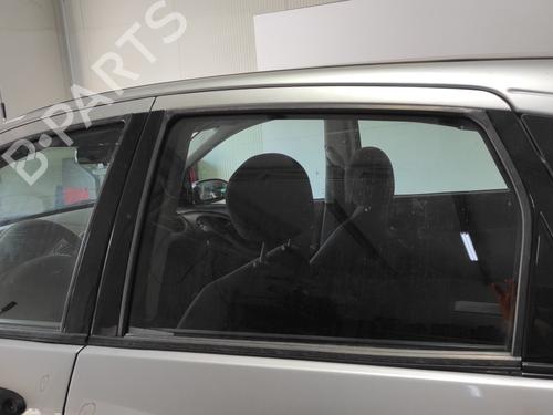 Dør rude ventre bagtil FORD FOCUS I (DAW, DBW) 1.8 TDCi BP29345404C20