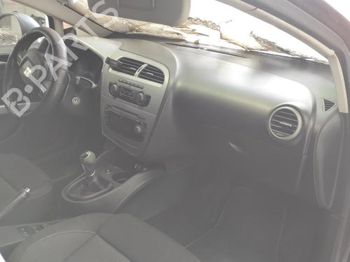 Venstre bak utvendig håndtak SEAT LEON (1P1) 1.4 TSI | BP13025205C130 