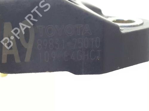 Electronic sensor TOYOTA PRIUS (_W3_) 1.8 Hybrid (ZVW3_) | BP4739048M84