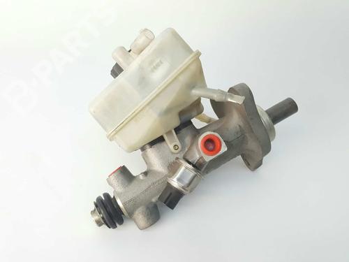Used Brake master cylinder MERCEDES-BENZ C-CLASS (W203) C 270 CDI (203.016) (170 hp) 6454654