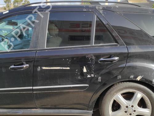 Used Left rear door MERCEDES-BENZ M-CLASS (W164) [2005-2012]  14907578