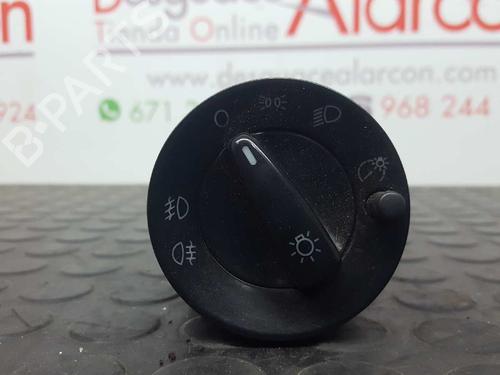Commande de phare SKODA OCTAVIA I (1U2) 1.9 TDI (90 hp) 2738129
