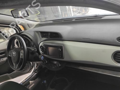 Dashboard TOYOTA YARIS (_P13_) 1.5 Hybrid (NHP130_, NHP130) | BP16662409C46