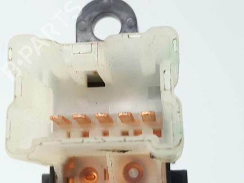 Right rear window switch NISSAN X-TRAIL III (T32_, T32R, T32RR) | BP5857982I28