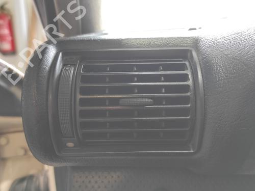 air-vent-audi-a6-c4-avant-4a5-1994-1995-1996-1997-1998-13736946 main image