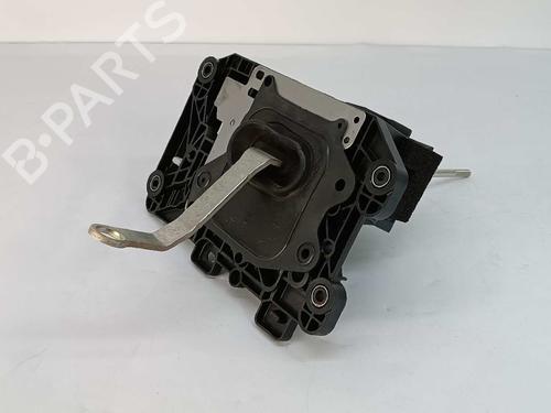 Used Gear lever LEXUS IS III (_E3_) 300h (AVE30_, AVE30R) (223 hp) 9998233