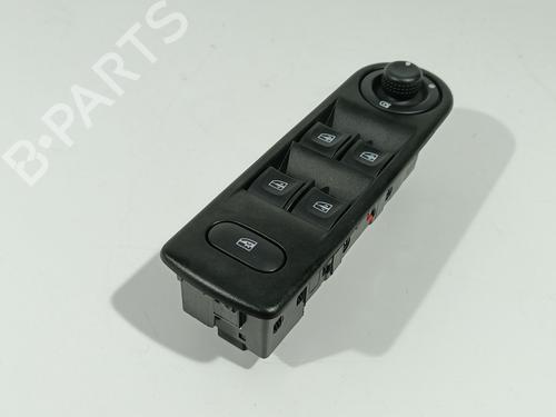 Used Left front window switch RENAULT CAPTUR I (J5_, H5_) 1.5 dCi 90 (J5N4, J5M5, J5MW, J5M6, J5AL, J5AJ) (90 hp) 27993102