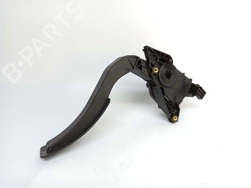 Pedal RENAULT CLIO IV (BH_) 1.5 dCi 75 | BP8233206I4 