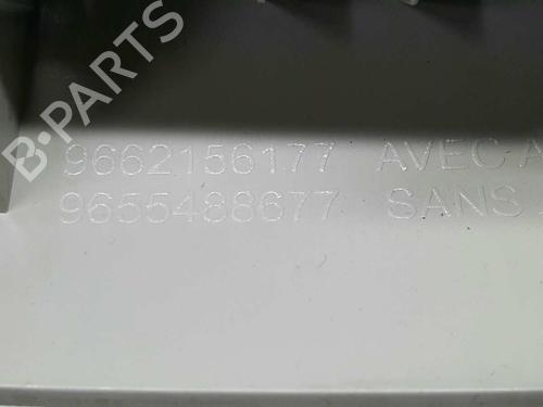 Interior roof light CITROËN C5 III (RD_) 2.0 HDi 165 (RDRHHA, RDRHH8) | BP7425772I8