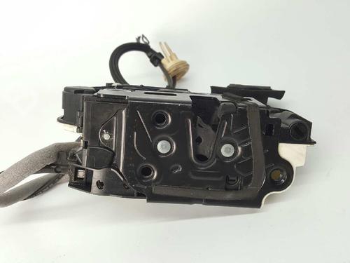 Front right lock VW GOLF VI (5K1) 2.0 TDI | BP2748914C97 