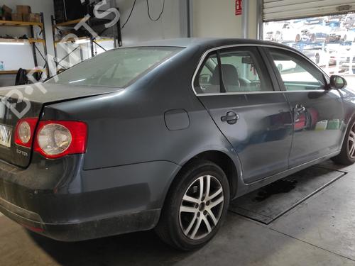 Høyre bak utvendig håndtak VW JETTA III (1K2) 2.0 TDI 16V | BP27666535C130