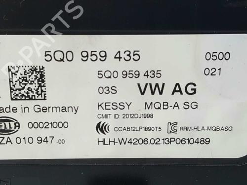 Electronic module AUDI A3 Sportback (8VA, 8VF) 1.6 TDI | BP6124889M83