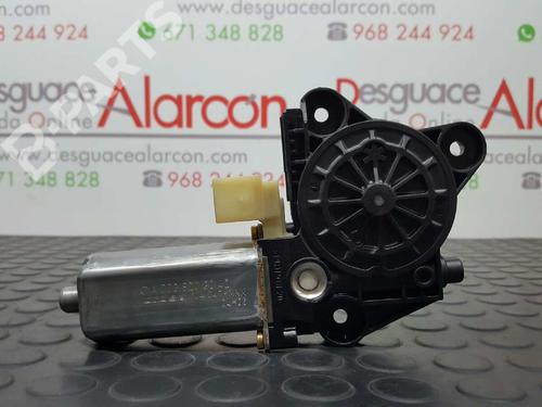 Right rear window motor MERCEDES-BENZ C-CLASS (W203) C 200 CDI (203.007) A2038203042