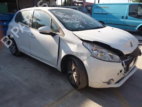 Rear center light PEUGEOT 208 I (CA_, CC_) 1.4 HDi | BP11426773I39 