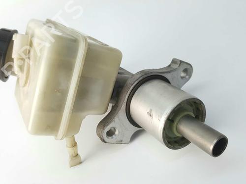 Brake master cylinder MERCEDES-BENZ B-CLASS Sports Tourer (W245) B 200 CDI (245.208) | BP6420357M77