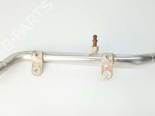Rohr für TOYOTA YARIS (_P13_) 1.5 (NSP131_) (112 hp) 14536031