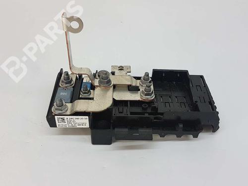 Used Fuse box MERCEDES-BENZ GLA-CLASS (X156) GLA 200 CDI / d (156.908) (136 hp) 9742641