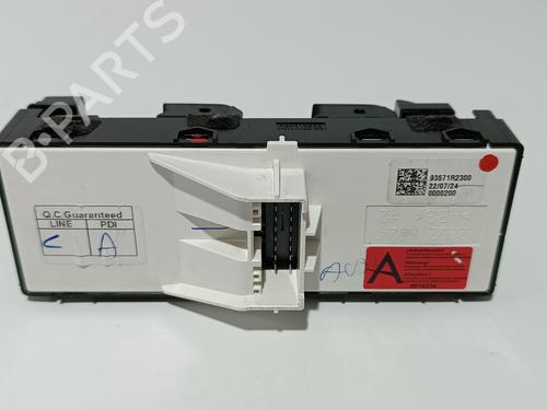Left front window switch KIA SPORTAGE V (NQ5) 1.6 T-GDI MHEV | BP16661933I27