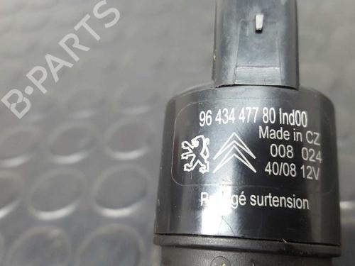 Washer pump CITROËN C5 III (RD_) 2.7 HDi (RDUHZJ) | BP14527575E24