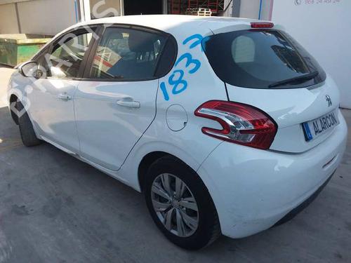 Rear center light PEUGEOT 208 I (CA_, CC_) 1.4 HDi | BP11426773I39 