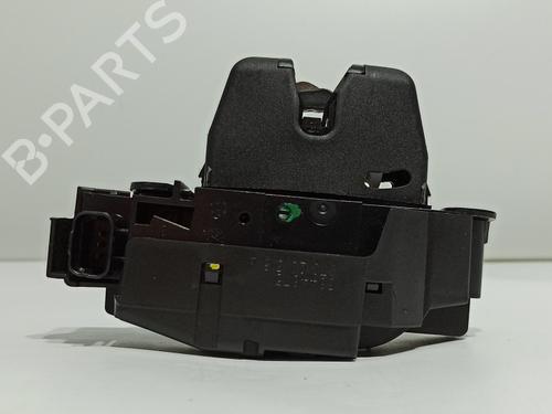 Used Tailgate lock OPEL CORSA F (P2JO) 1.5 (68) (102 hp) 13818897