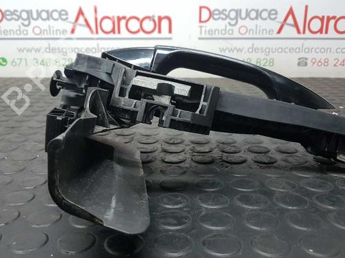 Front right exterior door handle MERCEDES-BENZ C-CLASS (W204) C 200 CDI (204.007, 204.006) | BP2729931C129