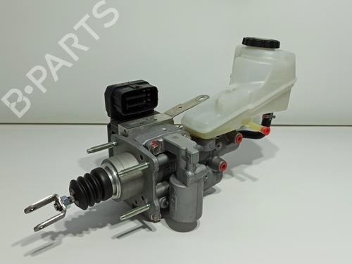 Used Servo brake TOYOTA COROLLA Estate (_E21_) 2.0 Hybrid (MZEH12) (180 hp) 19540572