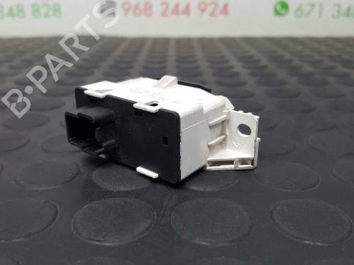 Pulsante luci di emergenza FORD FOCUS I (DAW, DBW) 1.8 TDCi | BP6628394I22