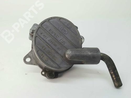 Used Vacuum pump MERCEDES-BENZ S-CLASS (W220) S 320 CDI (220.026, 220.126) (197 hp) 5604644