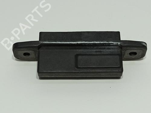 Used Tailgate handle TOYOTA YARIS (_P13_) 1.5 Hybrid (NHP130_, NHP130) (101 hp) 16662393