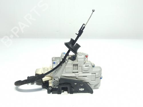 Used Front right lock AUDI A8 D3 (4E2, 4E8) 3.2 FSI (260 hp) 13946271
